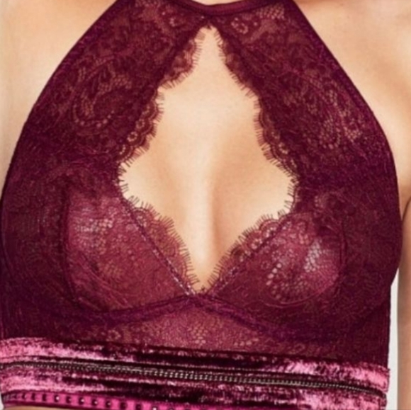 Victoria Secret Burgundy High-Neck Bra - Picture 3 of 5